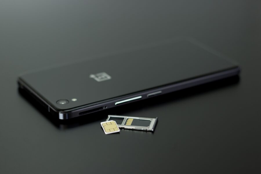 Zdjęcie do artykułu: Czy warto kupować tani telefon z Androidem?